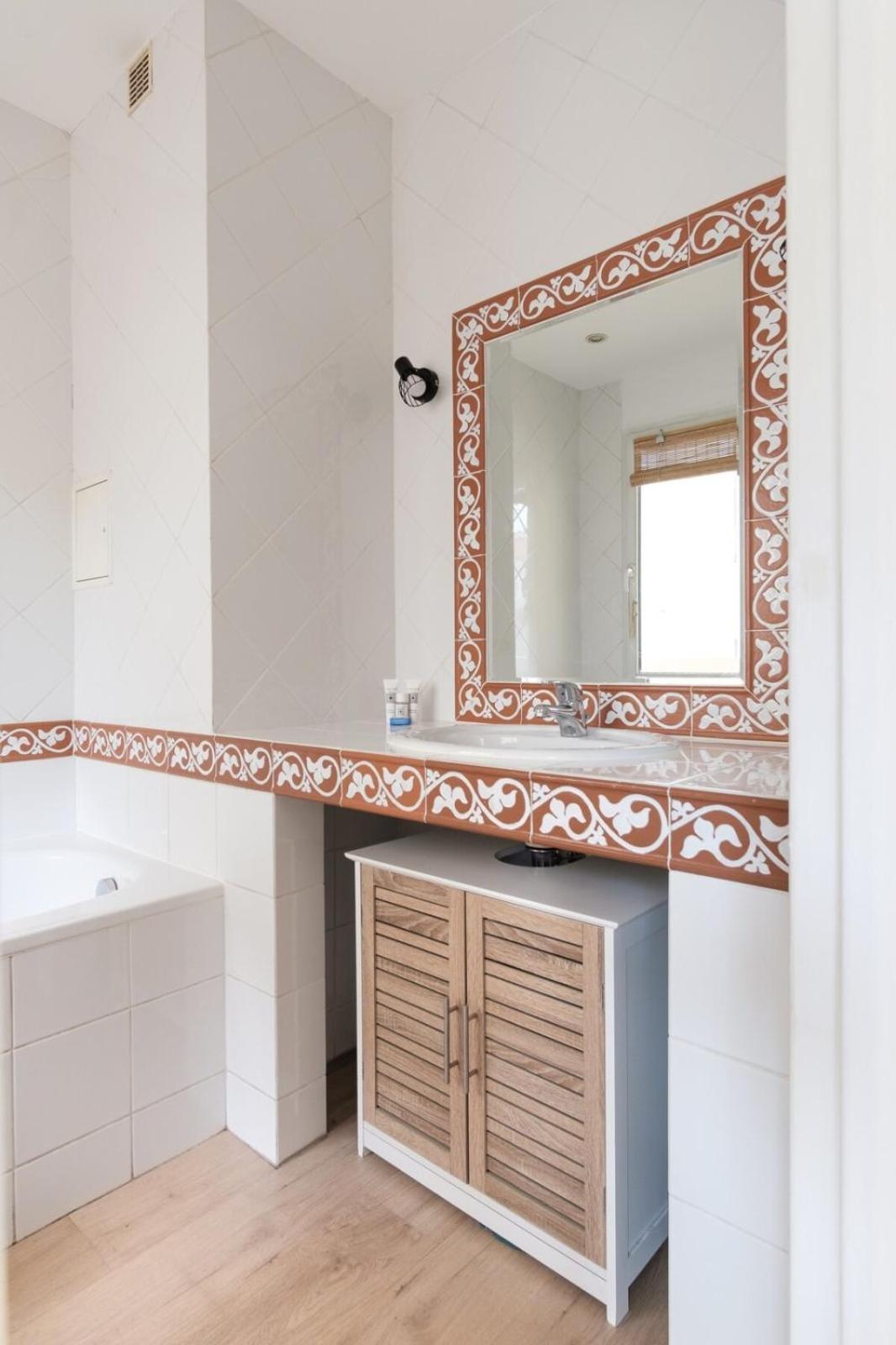 Les Sorbiers - Centre - Spacieux & Climatisation Apartment *